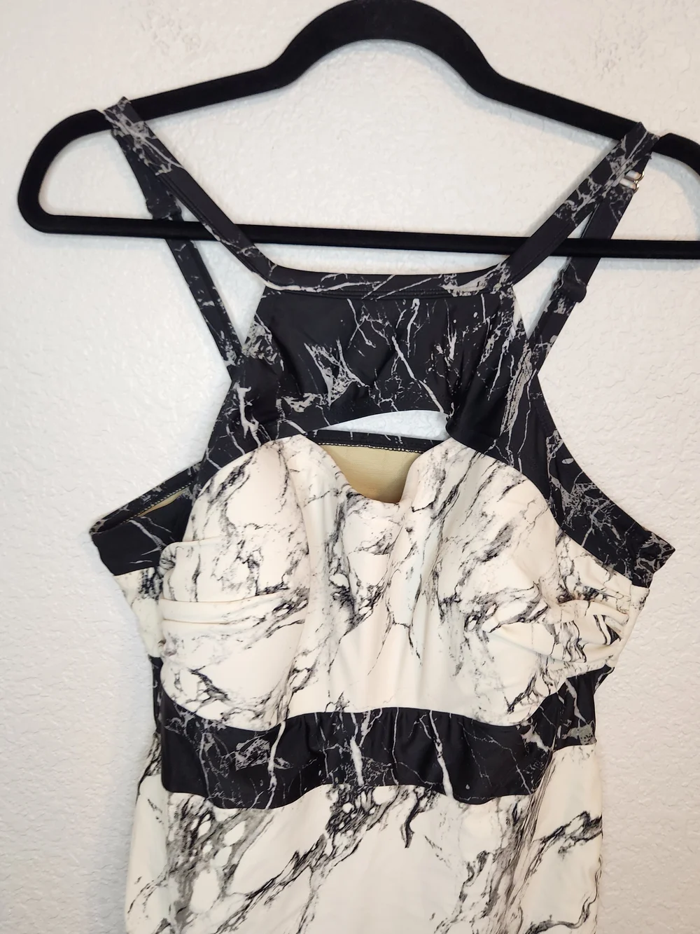 Cacique swim black white marble print tankini top cutout neckline size 16